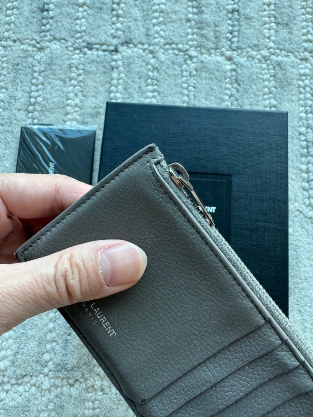 **SOLD** Saint Laurent Gray Pebbled Leather Zip Card Holder - Picture 7 of 10